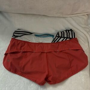 Lululemon, fit like a 4